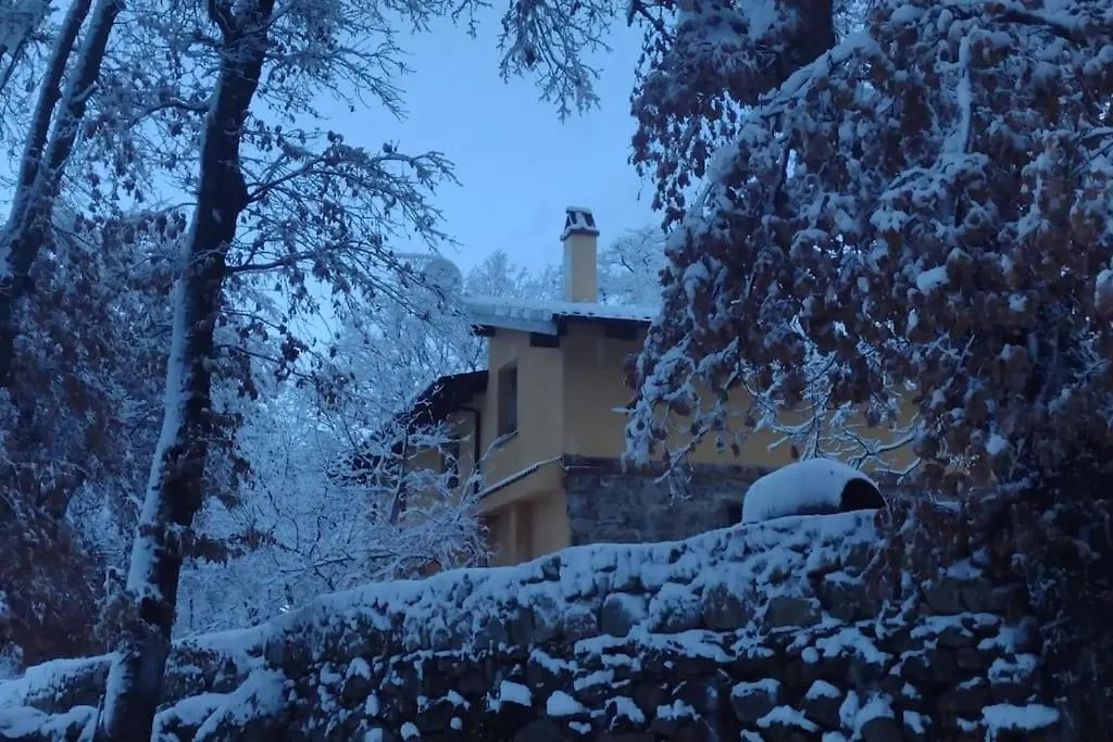 Chalet Domus De Janas Immerso Nella Natura Villa Fonni