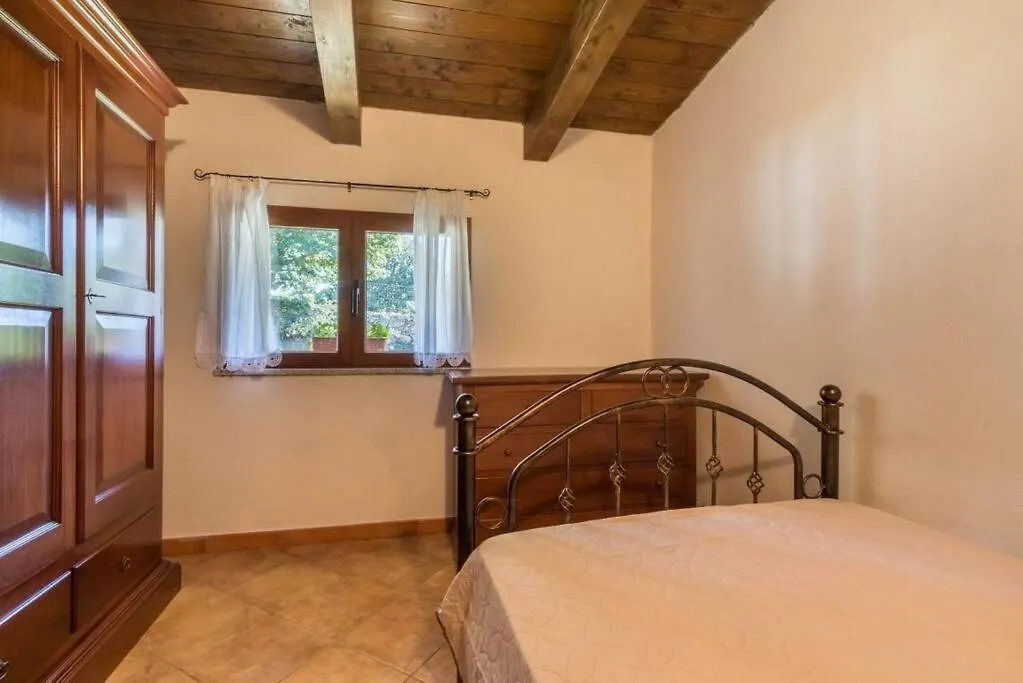 Chalet Domus De Janas Immerso Nella Natura Villa Fonni Italia